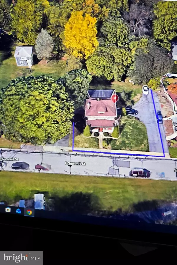 Mohnton, PA 19540,121 E SUMMIT ST