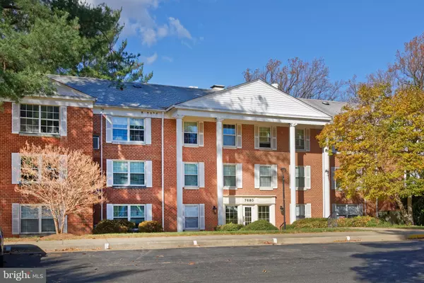 Mclean, VA 22102,7680 TREMAYNE PL #308