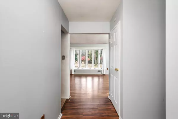 Ewing, NJ 08618,51 VAN DUYN DR