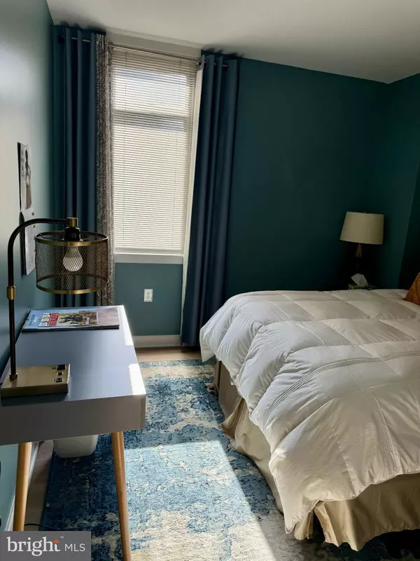 Washington, DC 20001,1117 10TH ST NW #301