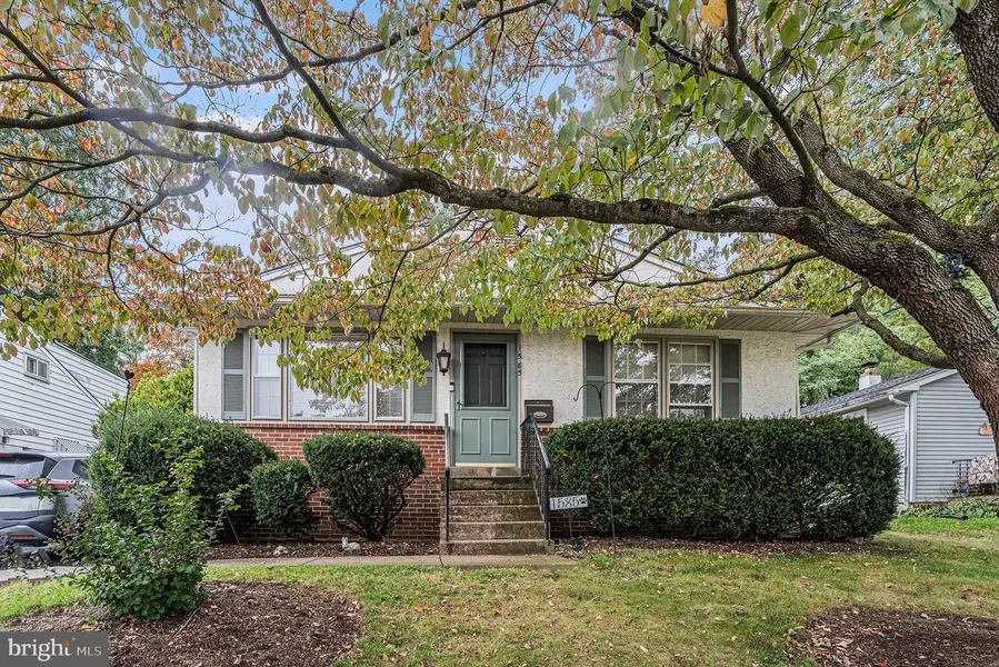 1585 EDGEWOOD AVE, Abington, PA 19001