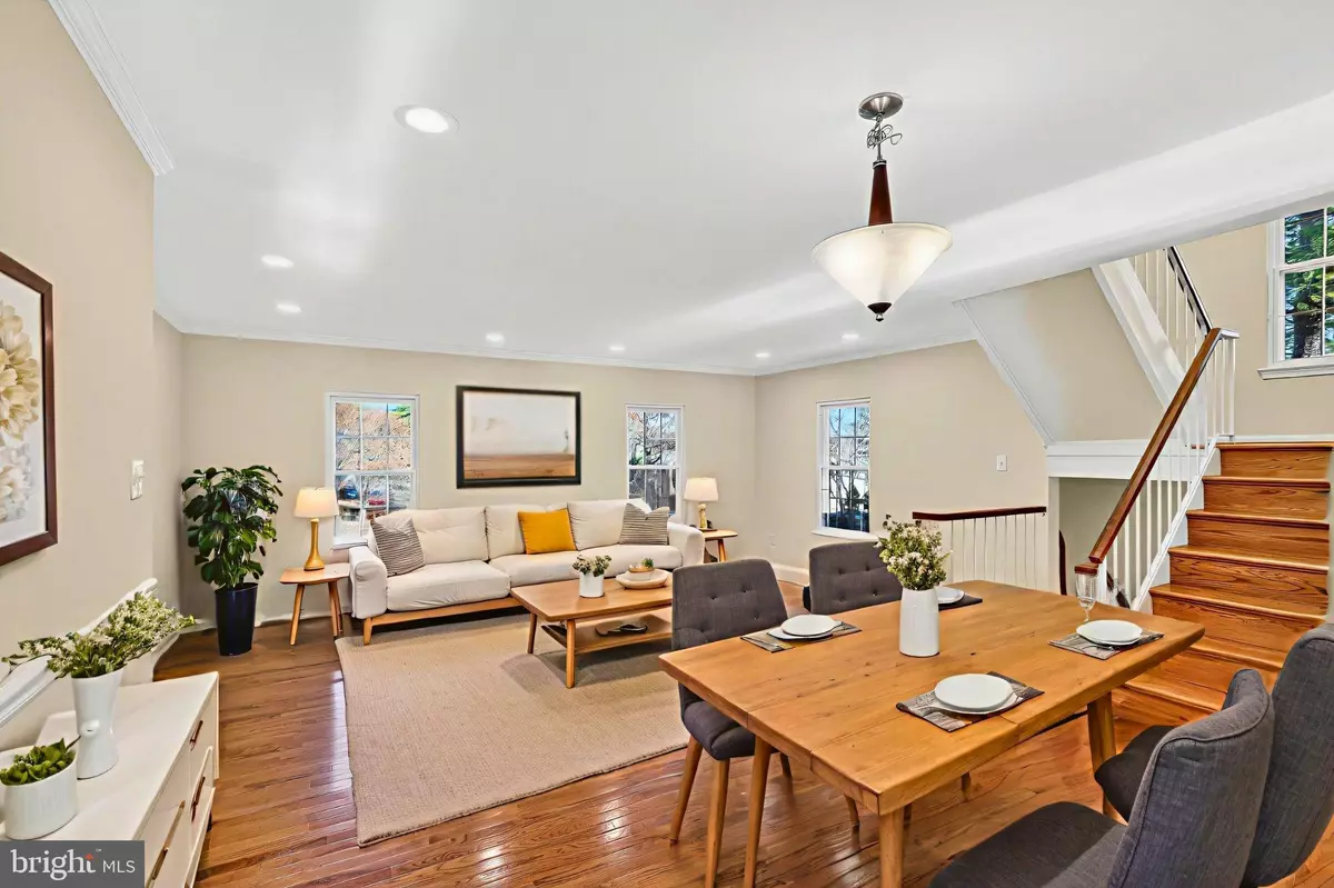 Springfield, VA 22152,7701 SOLOMON SEAL DR