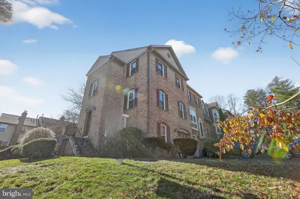 Springfield, VA 22152,7701 SOLOMON SEAL DR