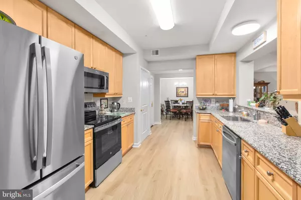 485 HARBOR SIDE ST #412, Woodbridge, VA 22191