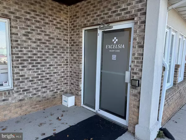 Dover, DE 19904,642 S QUEEN ST #103