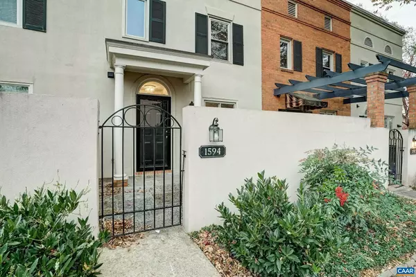 Charlottesville, VA 22901,1594 GARDEN CT