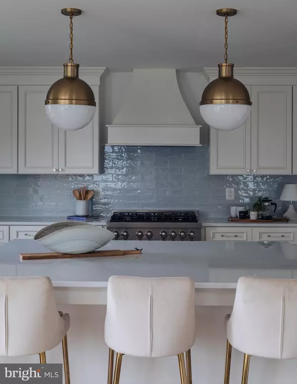 Alexandria, VA 22303,5532 HALWIS ST