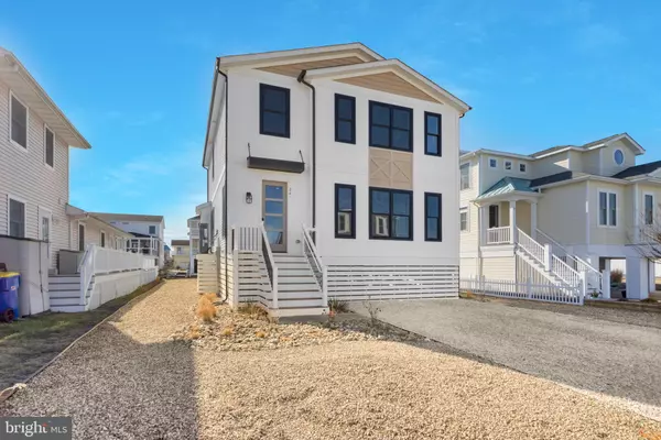 24 W ATLANTIC ST, Fenwick Island, DE 19944