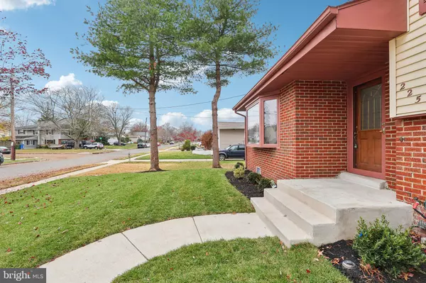 Cherry Hill, NJ 08034,225 CAMBRIDGE RD