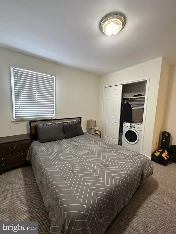 Doylestown, PA 18901,29 W STATE ST #APT #1