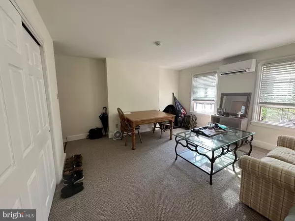 Doylestown, PA 18901,29 W STATE ST #APT #1