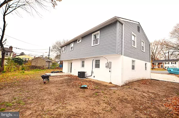 Newark, DE 19713,13 ERSKINE CT