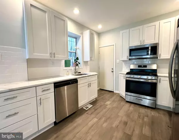 1218 N TAYLOR ST, Philadelphia, PA 19121