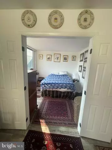 Arlington, VA 22207,Address not disclosed