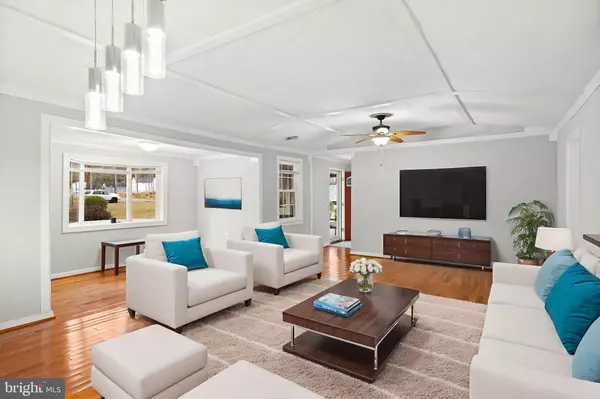 Colonial Beach, VA 22443,95 HICKORY LN