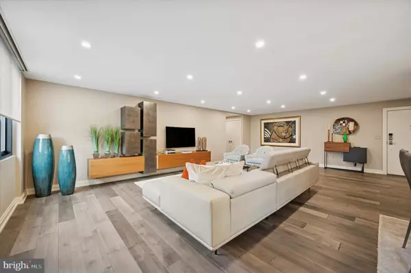 Elkins Park, PA 19027,8302 OLD YORK RD #B-24