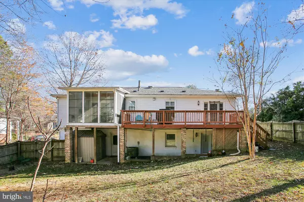 Dumfries, VA 22025,16039 FAIRWAY DR