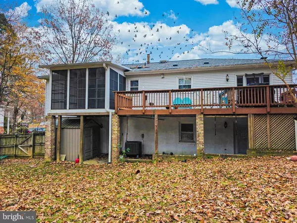 Dumfries, VA 22025,16039 FAIRWAY DR