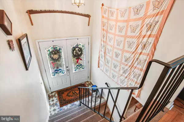 Dumfries, VA 22025,16039 FAIRWAY DR