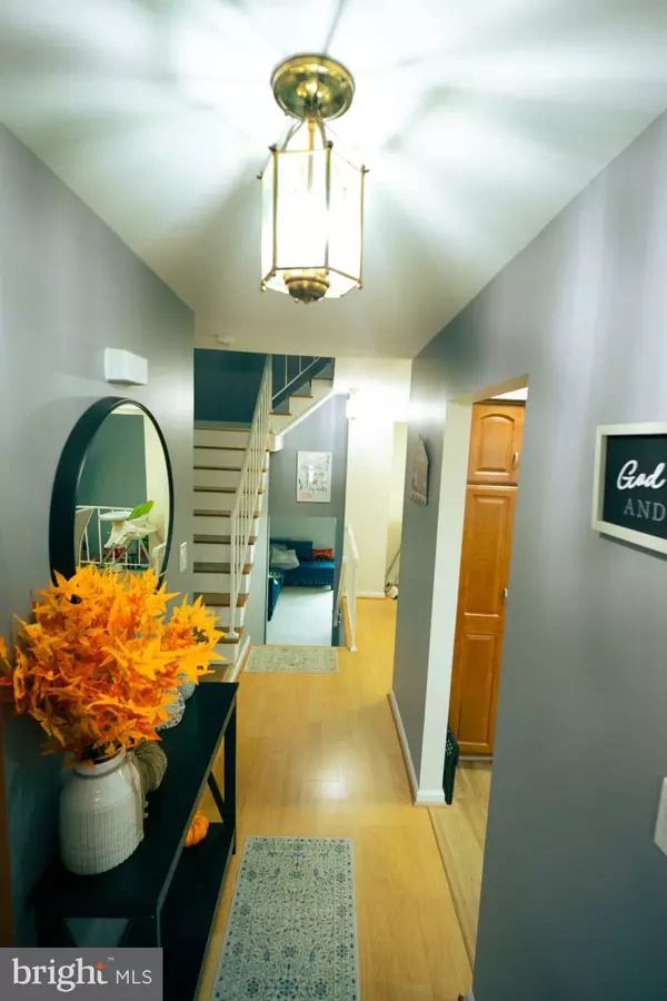 Gaithersburg, MD 20877,11 BRIARSTONE LN