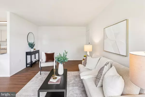 Rockville, MD 20852,12201 BRAXFIELD CT #13