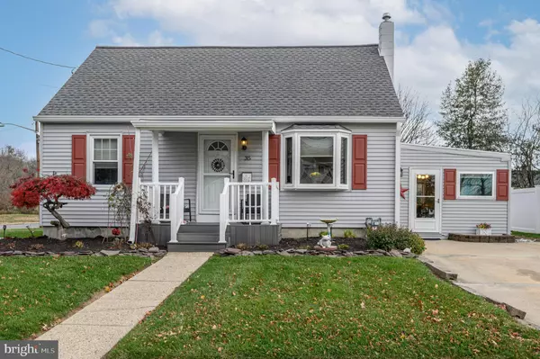 35 BROWN DR, Hamilton, NJ 08690