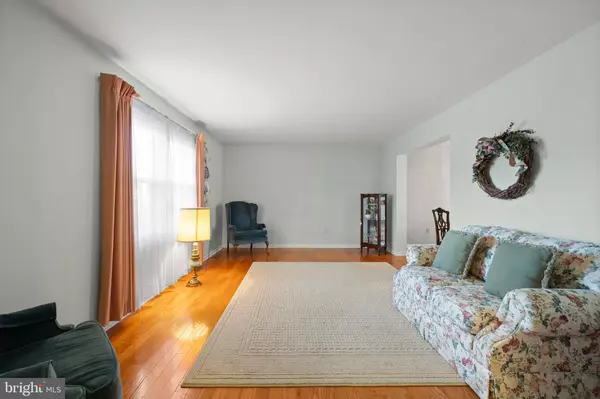 Hatfield, PA 19440,829 ALEXANDER DR