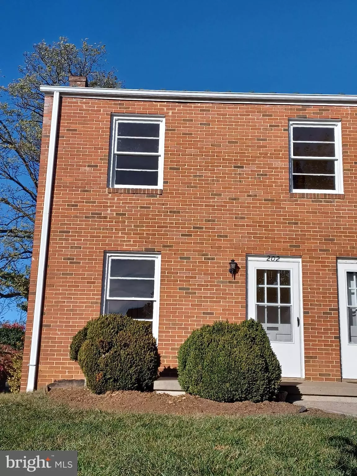 Winchester, VA 22601,202 E WHITLOCK AVE