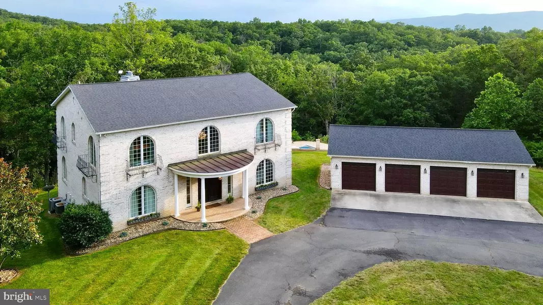 207 WEST VIEW DR DR, Winchester, VA 22603