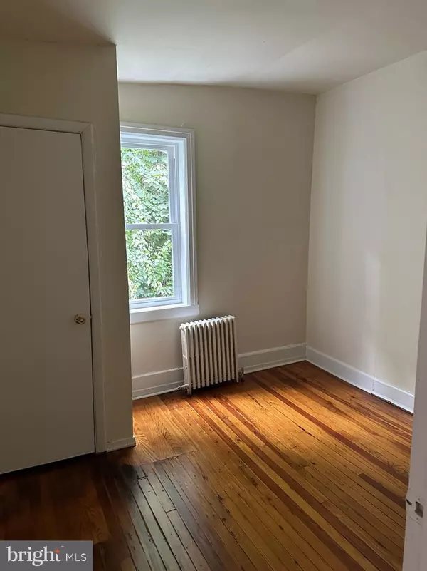 Philadelphia, PA 19144,Address not disclosed