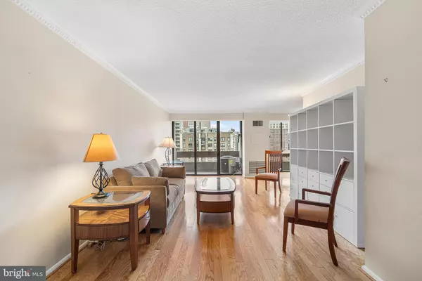 Philadelphia, PA 19107,1326 SPRUCE ST #1701