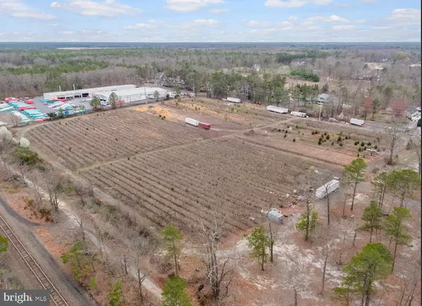 Hammonton, NJ 08037,1021 READING AVE