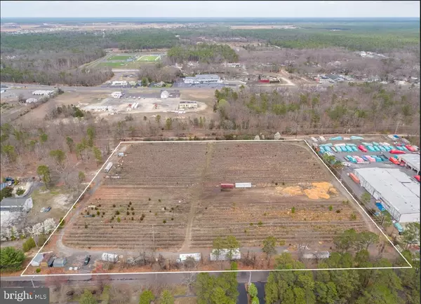 Hammonton, NJ 08037,1021 READING AVE