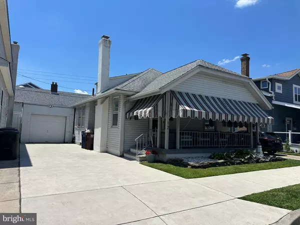 12 N SWARTHMORE AVE, Ventnor City, NJ 08406