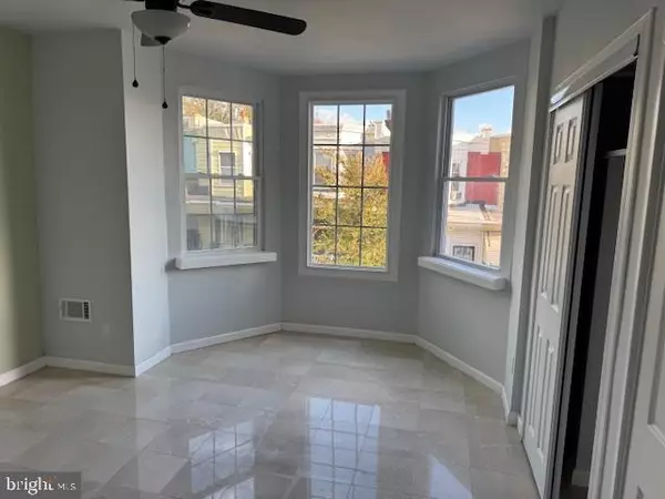 Philadelphia, PA 19143,5547 BROOMALL ST