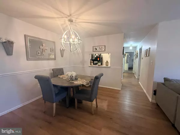 Lawrence, NJ 08648,32 JUNIPER CT