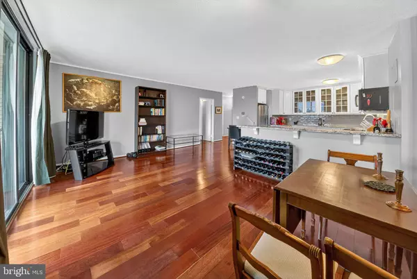 Chevy Chase, MD 20815,4242 E WEST HWY #714