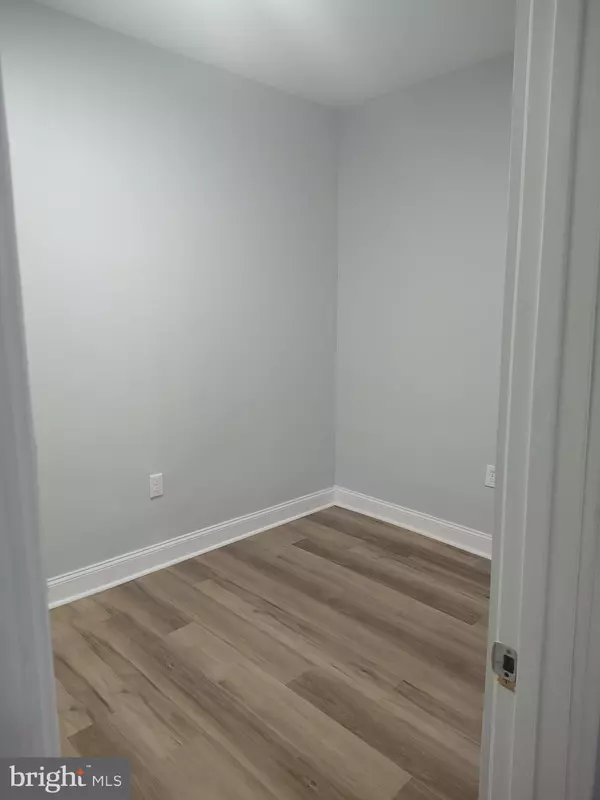 Baltimore, MD 21213,1114 N BOND ST #1