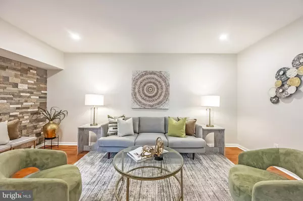 Reston, VA 20191,11657 STONEVIEW SQ #97/22C