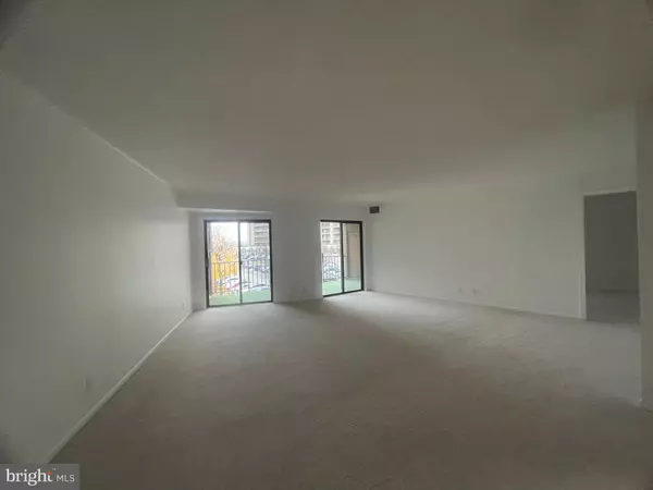 King Of Prussia, PA 19406,20321 VALLEY FORGE CIR #321