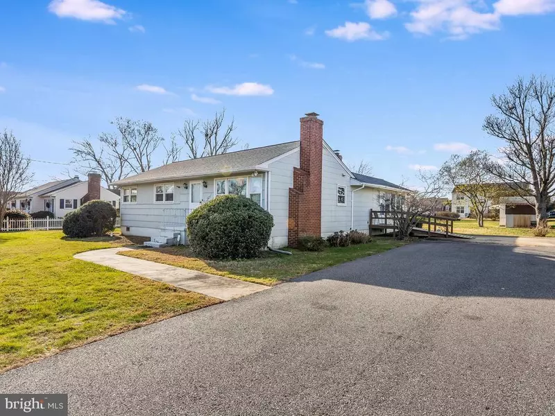 1604 BRAGG RD, Fredericksburg, VA 22407