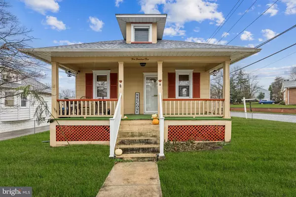 Maple Shade, NJ 08052,202 S CEDAR AVE