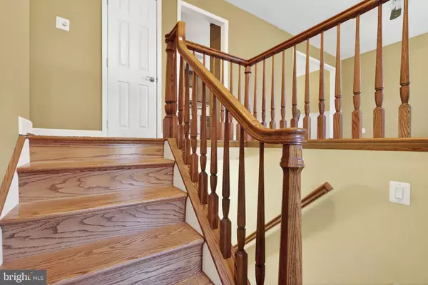 Manassas, VA 20111,10823 MOORE DR