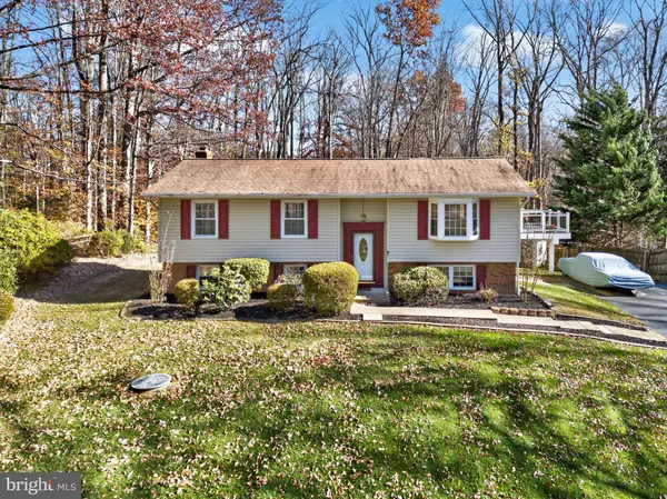 Manassas, VA 20111,10823 MOORE DR