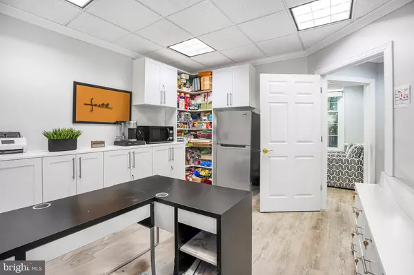 Greenbelt, MD 20770,7905 BELLE POINT DR