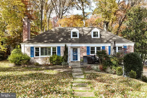 3061 N OAKLAND ST N, Arlington, VA 22207