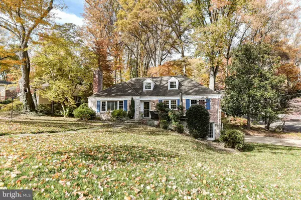 Arlington, VA 22207,3061 N OAKLAND ST N