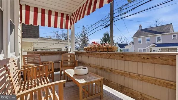 Easton, PA 18042,851 CATTELL ST