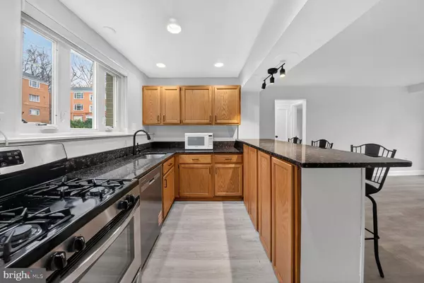 Bethesda, MD 20814,10403 MONTROSE AVE #10403