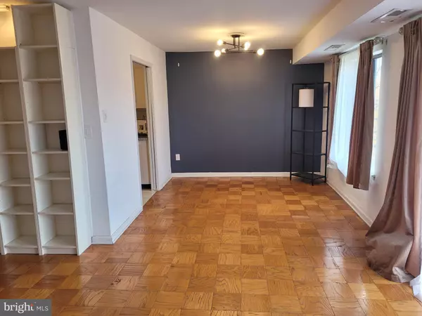 Falls Church, VA 22044,3101 S MANCHESTER ST #512